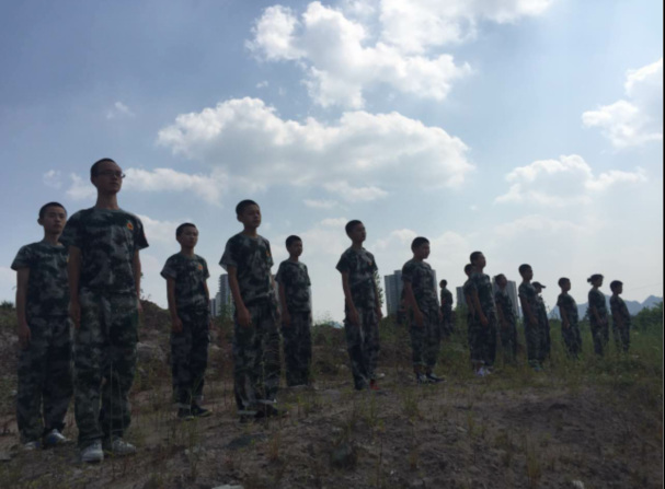 贵州军事化特训学校 拓展训练风采